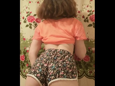 ❤️ Vogëlushja e re seksi duke zhveshur pantallonat e shkurtra në kamera ❤️ Video seksi tek ne sq.com-milf-300.ru ❤